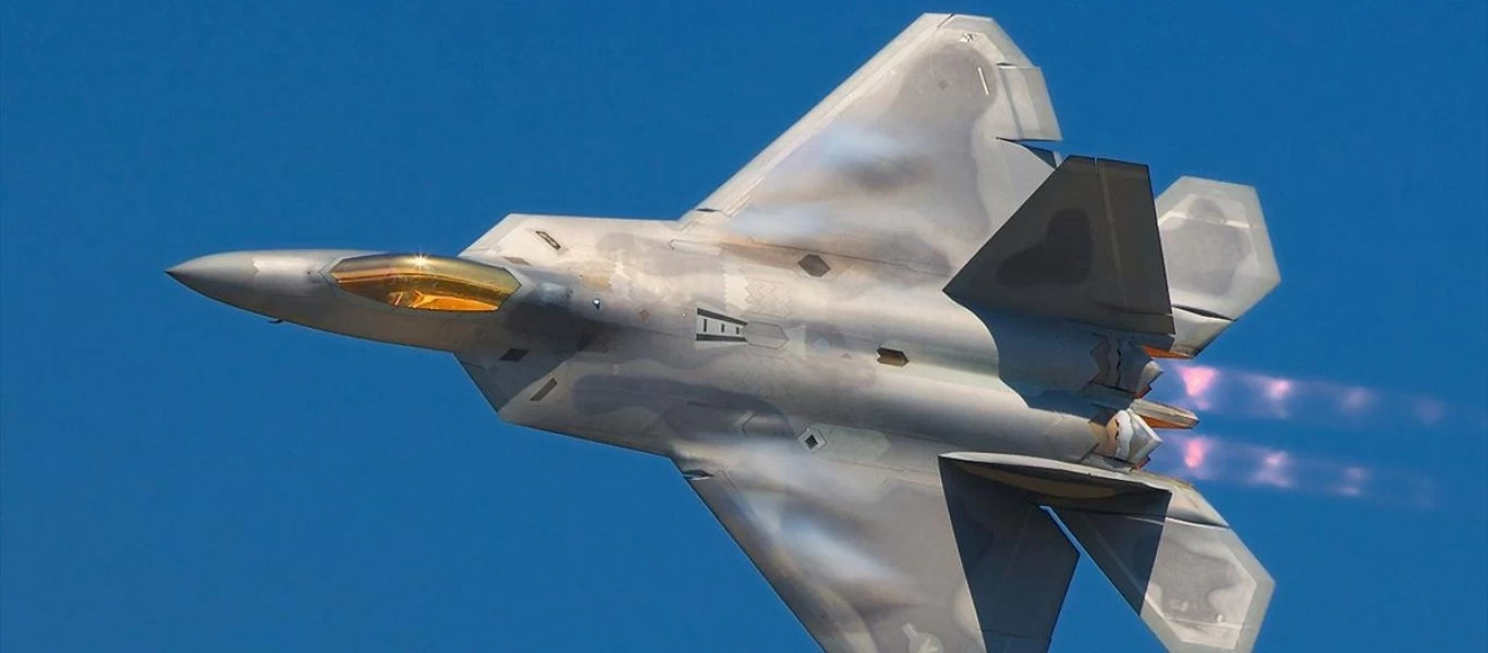 Περίεργο ατύχημα με F-22 Raptor στις ΗΠΑ (φώτο)